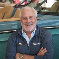 Headshot of Rob Unterberger