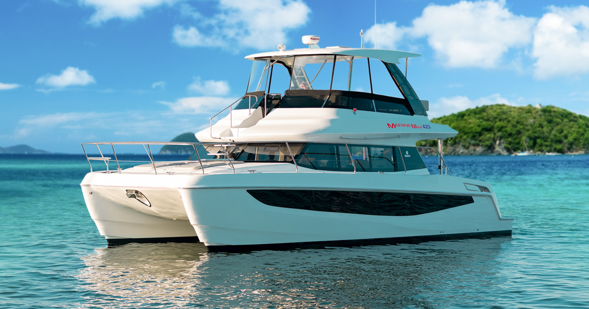 MarineMax 423 Power Catamaran Charter in BVIs