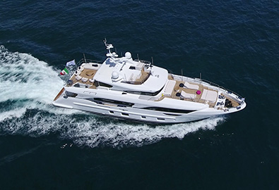 MarineMax Visits Benetti Yachts